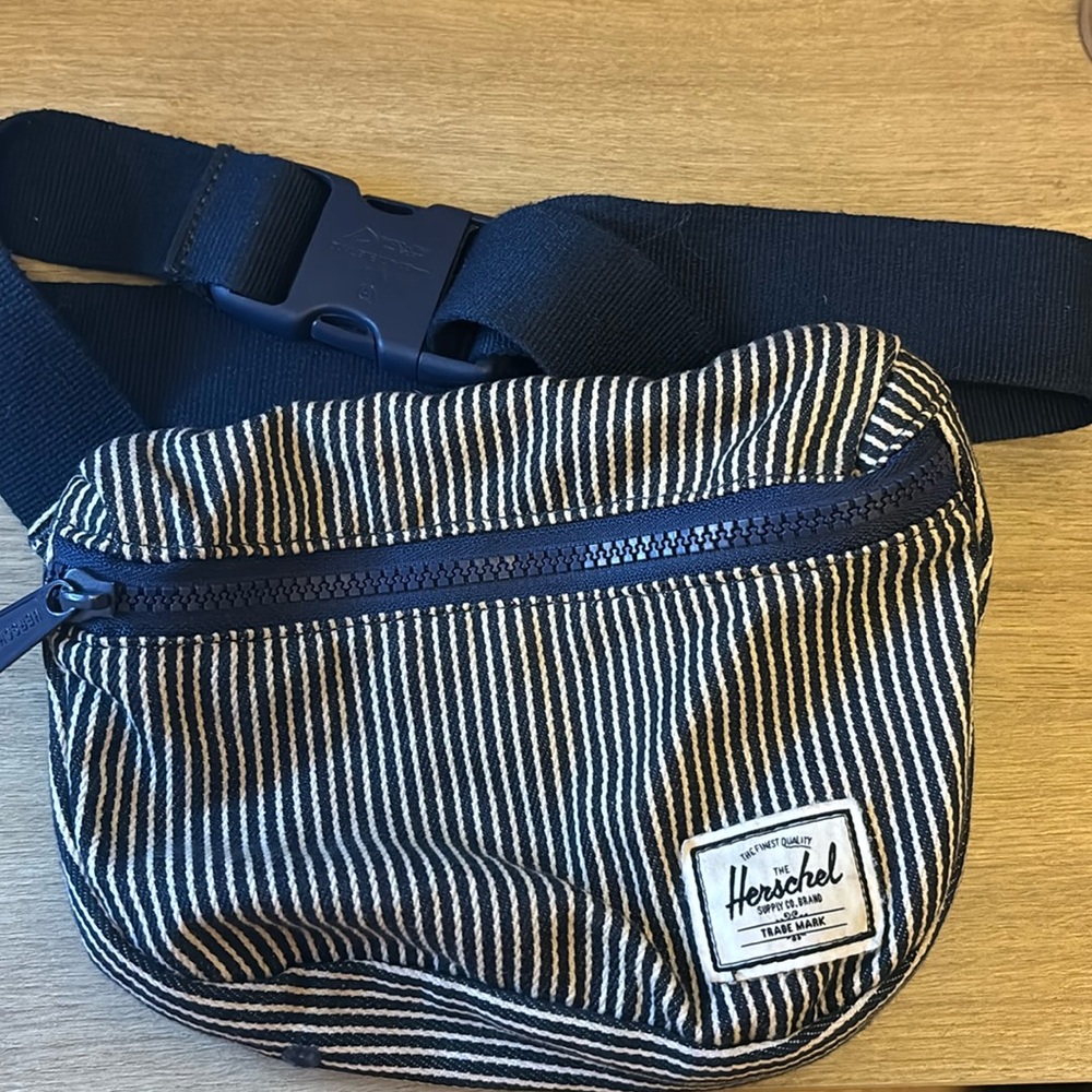 Herschel Fifteen Fanny Pack Hickory Striper